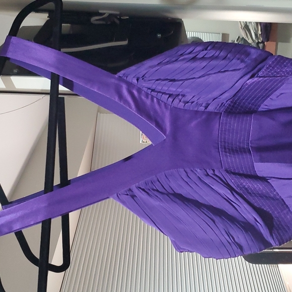 Elegant purple dress - Picture 2 of 3